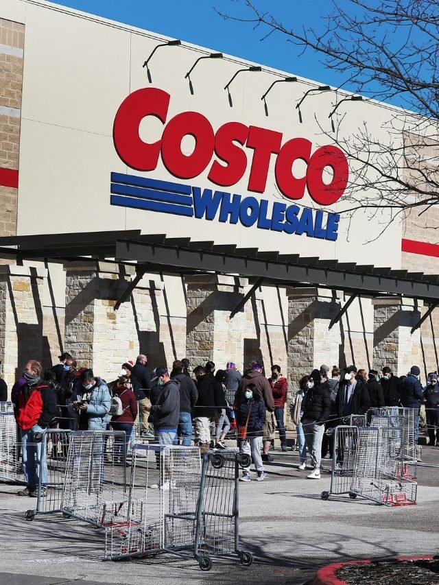 Top 8 Things Costco Members Can Get for Free in 2023